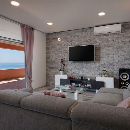 Luxury Apartment Nora โปดสตรานา ภายนอก รูปภาพ