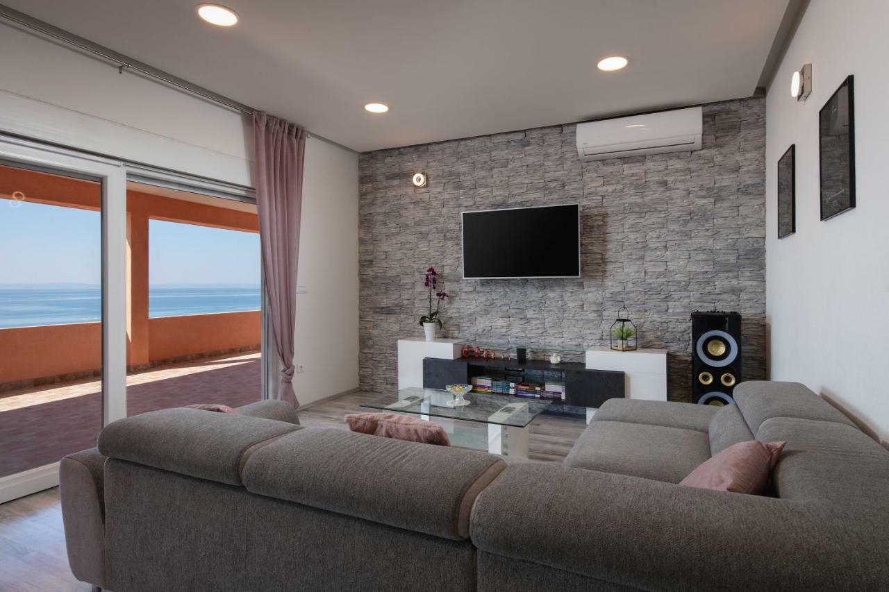 Luxury Apartment Nora โปดสตรานา ภายนอก รูปภาพ